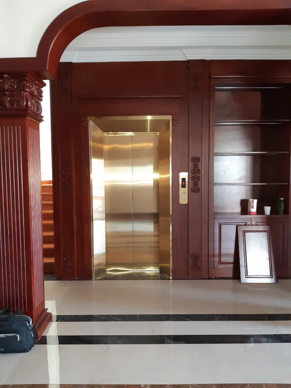 Thang máy tải khách 05